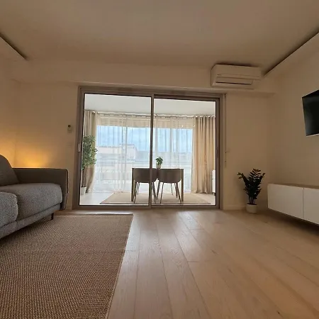 Apartment Le Regina - Standing 2 Prs - Clim - Parking *