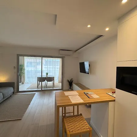 Le Regina - Standing 2 Prs - Clim - Parking Apartment *